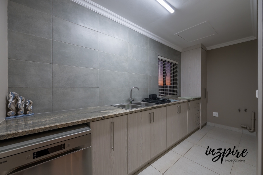 3 Bedroom Property for Sale in Hartland Lifestyle Estate Western Cape